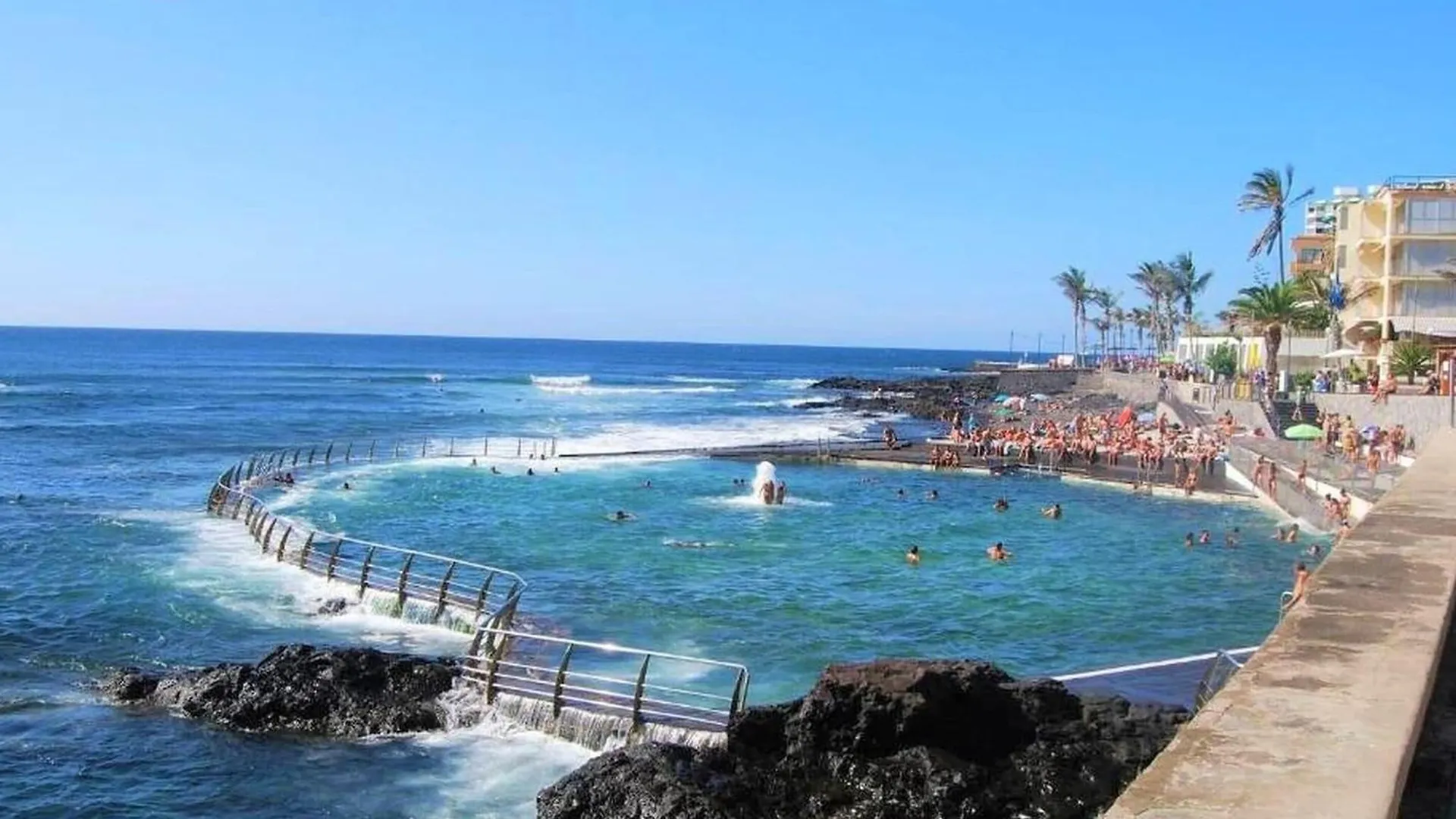 Vintage Style Holiday Home Near The Beach Los Silos